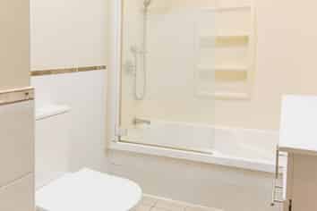 7b/8 Farnham Street, Parnell