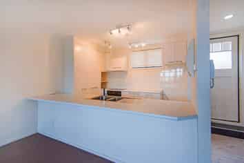 7b/8 Farnham Street, Parnell