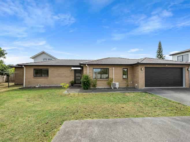 29B  Edgewater Drive, Pakuranga