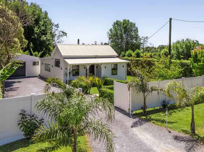 1 Lansdowne Street, Takaka