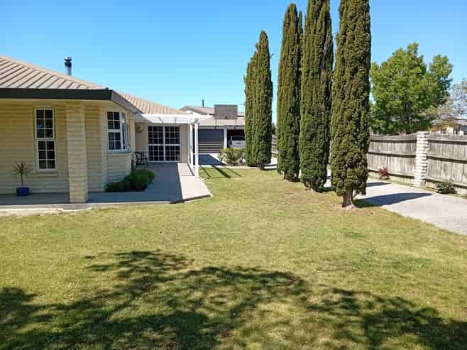 2 Waldron Place, Clyde