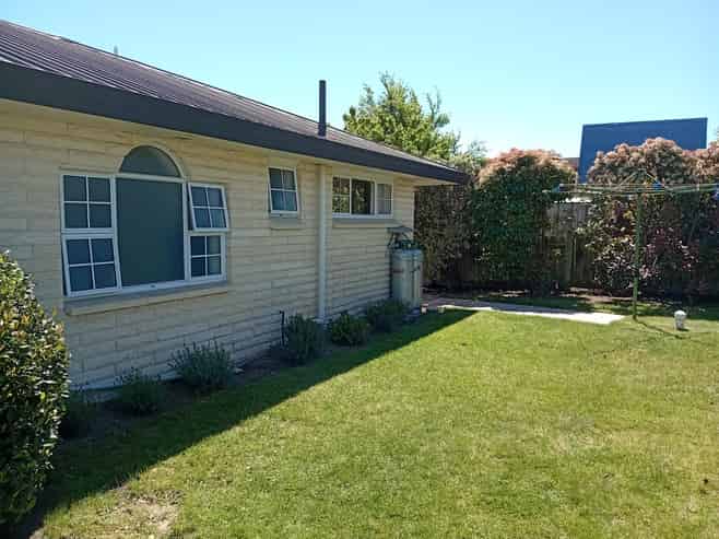 2 Waldron Place, Clyde