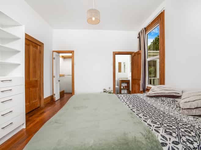 345 Ravensbourne Road, Maia