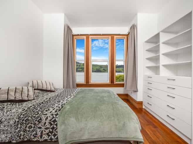 345 Ravensbourne Road, Maia