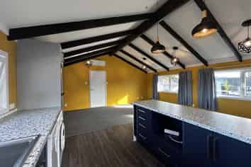 4-419 Hereford Street, Linwood