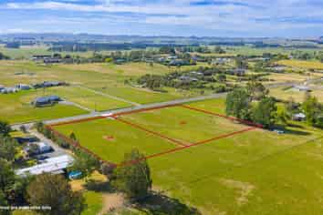 330 and 32 Racecourse Road, Waipukurau