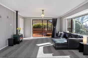 2/15 Orkney Street, Fendalton