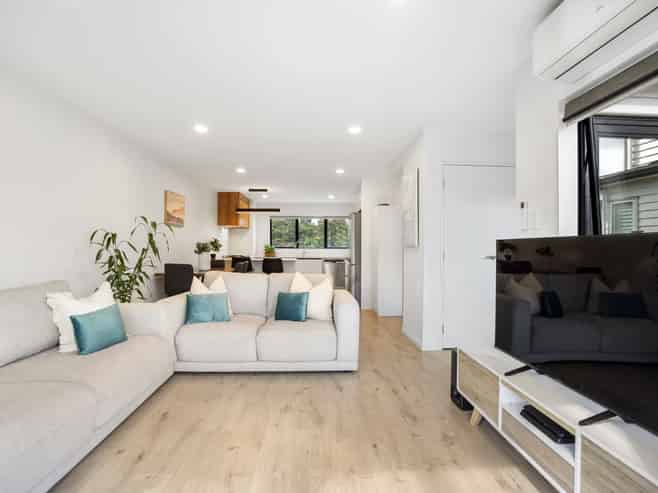 7 Observation Green, Hobsonville