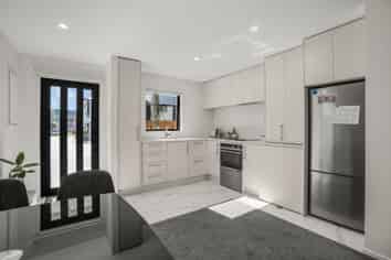 1/320 Oxford Terrace, Avalon