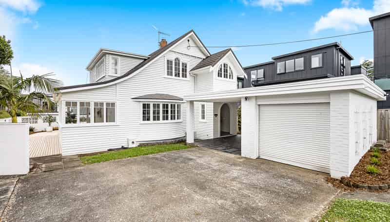 203 Hurstmere Road, Takapuna