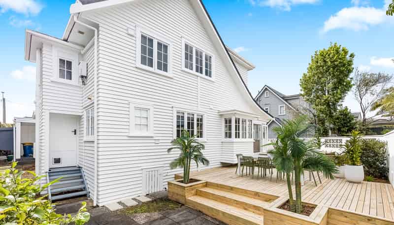 203 Hurstmere Road, Takapuna