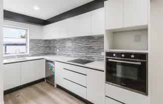 40c Estuary Road, Weymouth