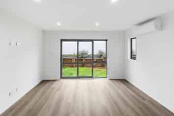 40c Estuary Road, Weymouth