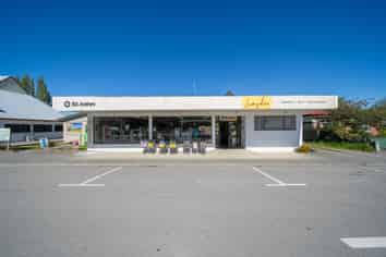 Commercial Shop/Warehouse for Sale 