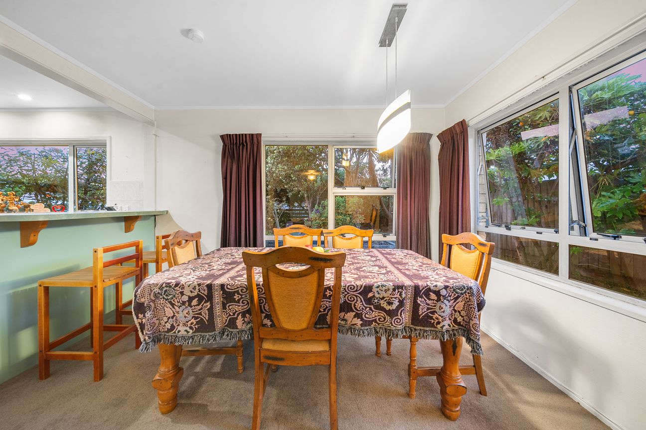 Must be Sold - Enquire Now! - Vista 3