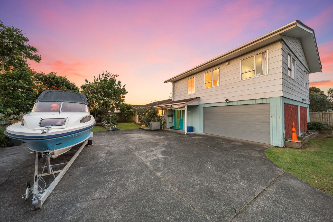 Must be Sold - Enquire Now! - Vista 4