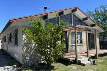 13  Paraone Road , Tamarau