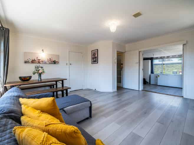 714b Murdoch Road East, Akina