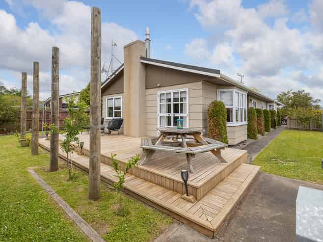 29 Oak Street, Masterton