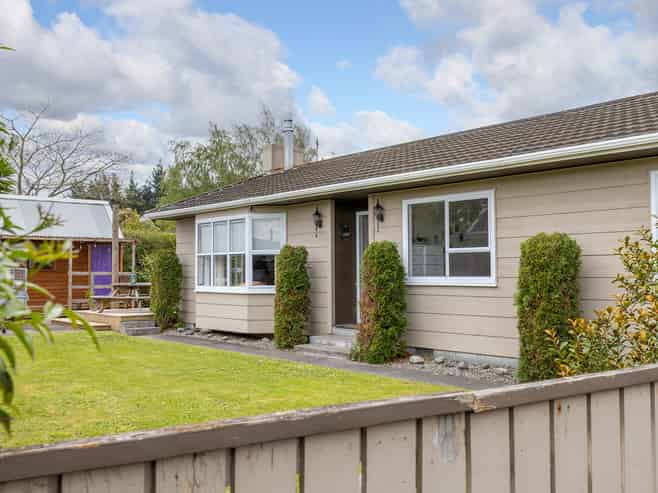 29 Oak Street, Masterton