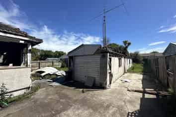 104 Estuary Road, South New Brighton