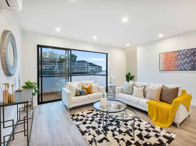 3/258 Lake Road, Takapuna