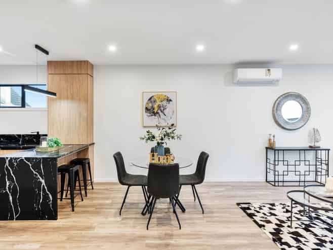 3/258 Lake Road, Takapuna