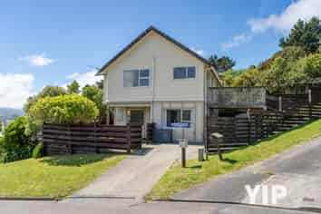 5 Pimlico Place, Newlands