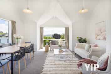 5 Pimlico Place, Newlands