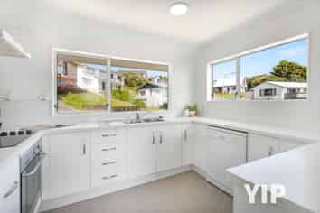 5 Pimlico Place, Newlands