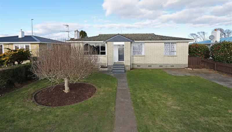 82 Waihi Road, Hawera