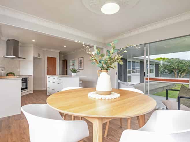 6 Anaru Place, Awapuni