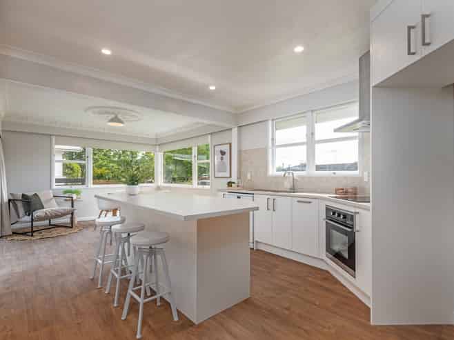 6 Anaru Place, Awapuni