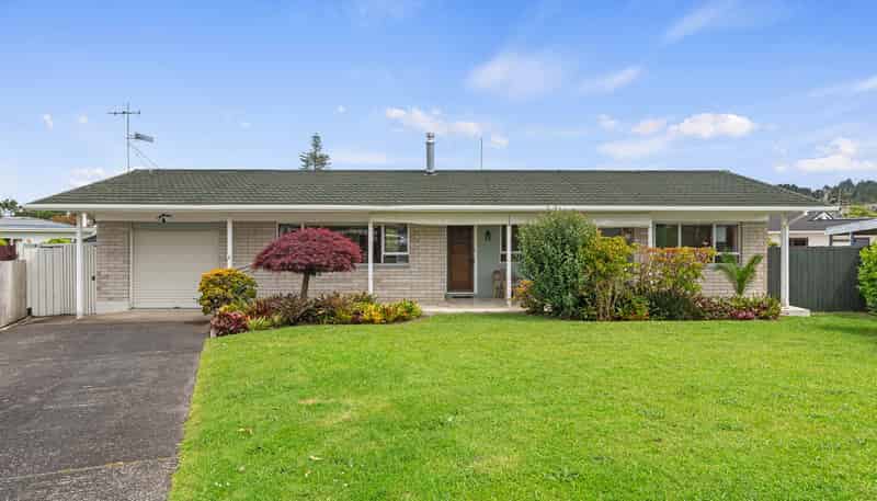 12 Windsor Avenue, KAMO