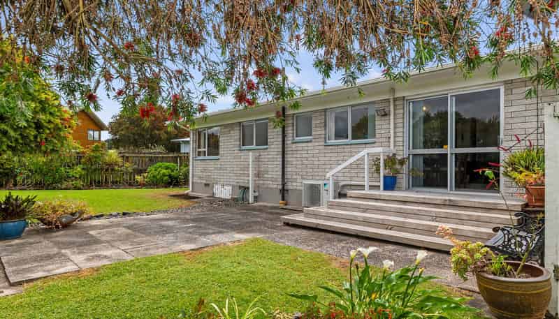 12 Windsor Avenue, KAMO