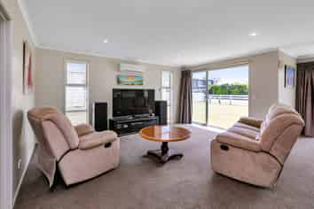 20 Sando Way, One Tree Point