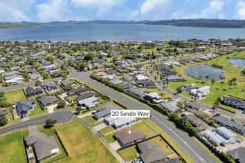 20 Sando Way, One Tree Point