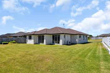 20 Sando Way, One Tree Point