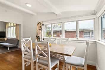 15 James Street, North East Valley