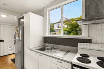 15 James Street, North East Valley