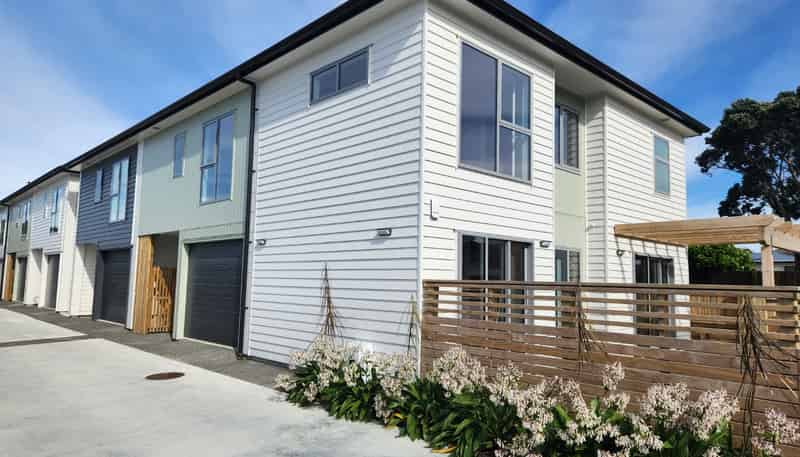 3/12 Mana Avenue, Titahi Bay