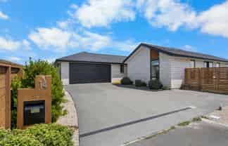14 Lesser Close, Rolleston