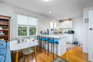 5 Trinidad Road, Sunnynook