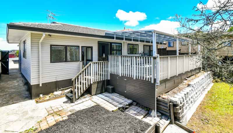 2/46A Claude Road, Manurewa