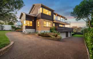 19 Sunrise Avenue, Murrays Bay