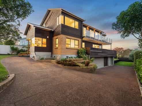 19 Sunrise Avenue, Murrays Bay