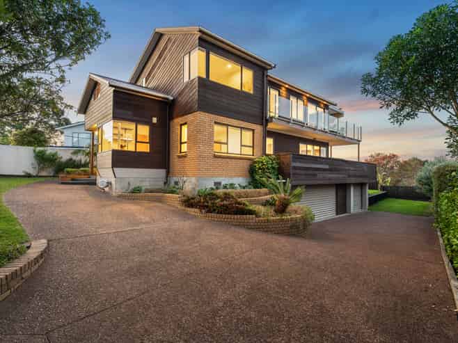 19 Sunrise Avenue, Murrays Bay