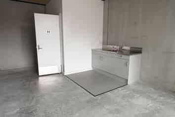 Versatile 65sqm Unit - Perfect for Business