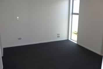 9 Famille Close, Yaldhurst