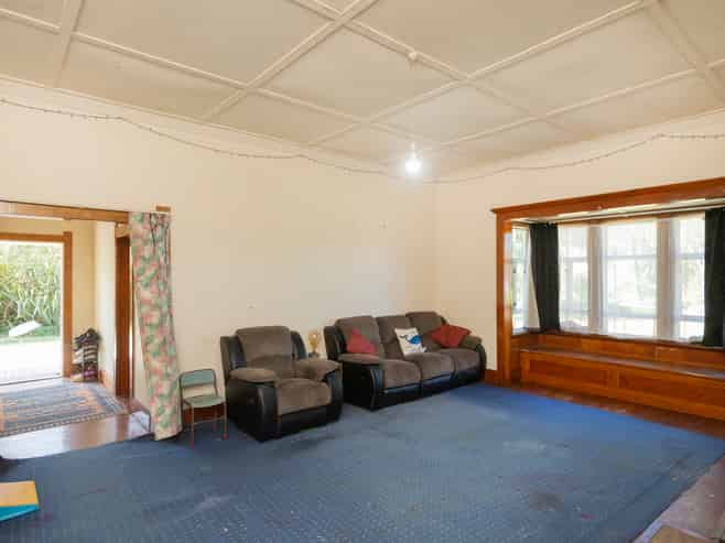 110 Te Hau Road, Whatatutu